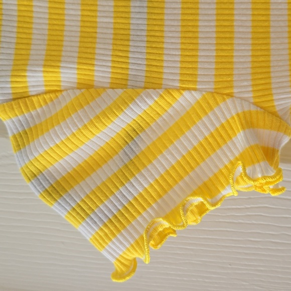 THEREABOUTS GIRLS YELLOW STRIPED SHORT SLEEVE TOP SIZE SMALL 7/8 - Picture 4 of 9
